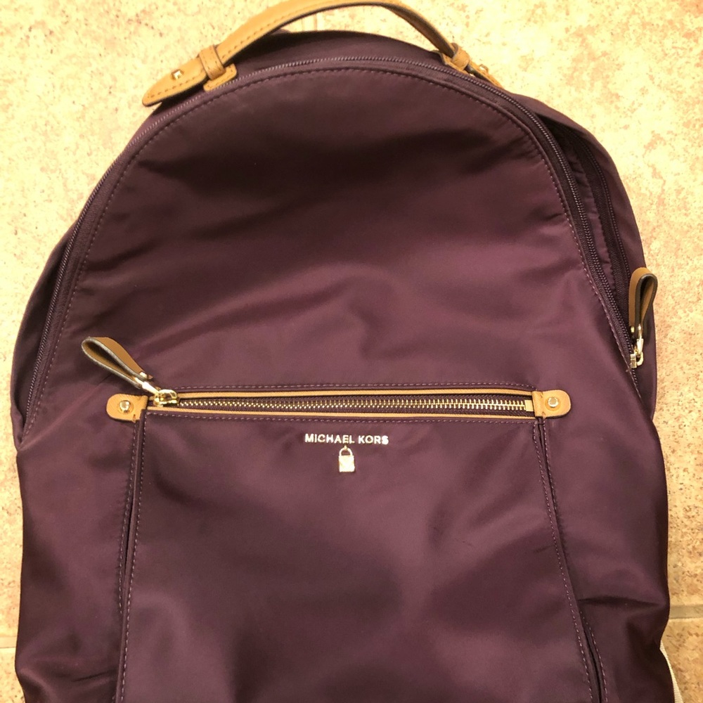 Michael Kors Nylon Kelsey Lg Backpack